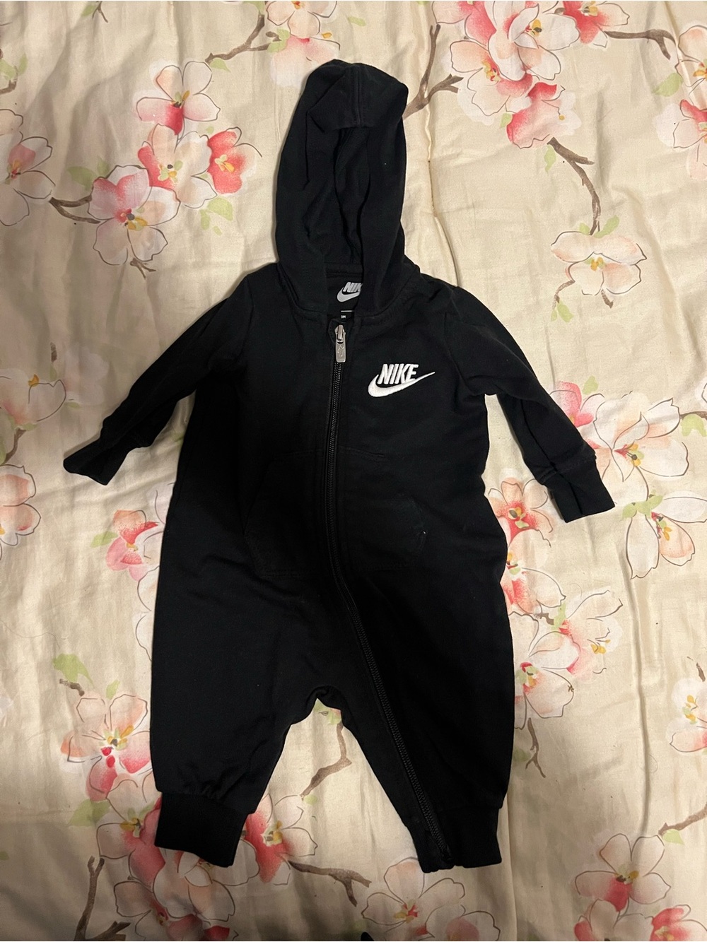 Nike Baby Toddler Blk Logo Swoosh Jumpsuit Zip Close Outfit Boys Size 3 months
